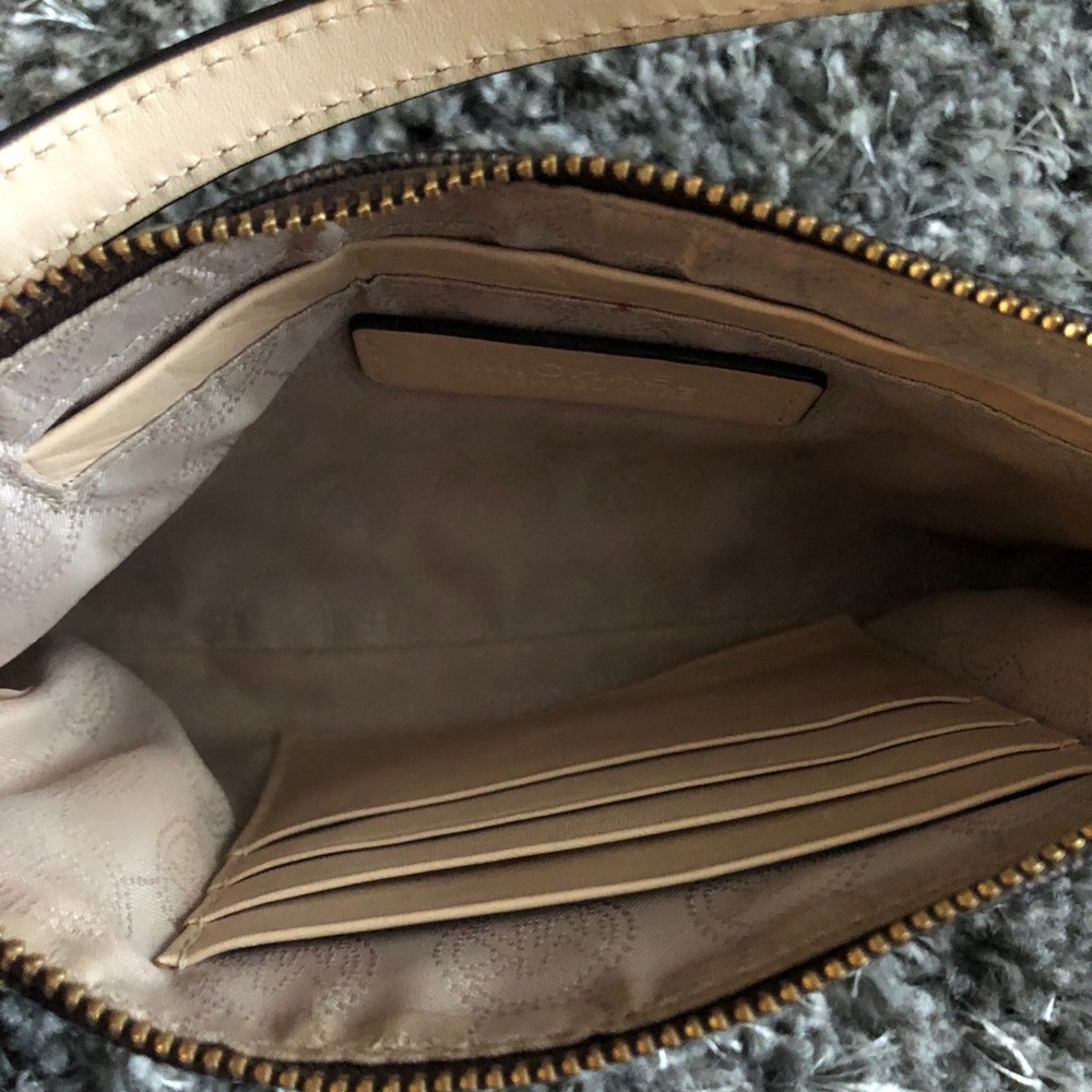 Small Wristlet with logo - Picture 4 of 4